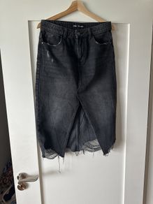 Zara distressed denim skirt
