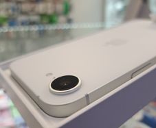 Apple Iphone 16E