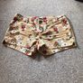Shorts floral Image 2
