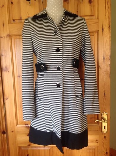 BNWT Size 10 Black & White Coat / Jacket
