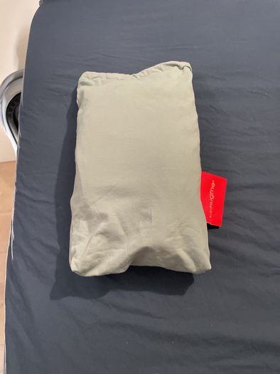bbhugme nursing pillow