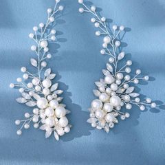 2 pearl hair clips