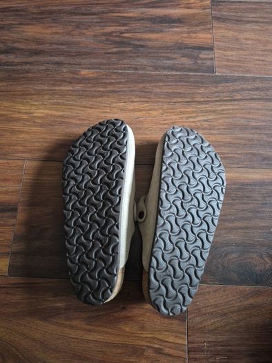 Brand New Never Worn Birkenstock Boston Mules
