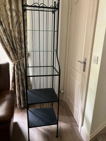 Bathroom shelving unit