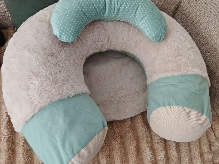Inflatable baby seat