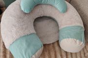 Inflatable baby seat