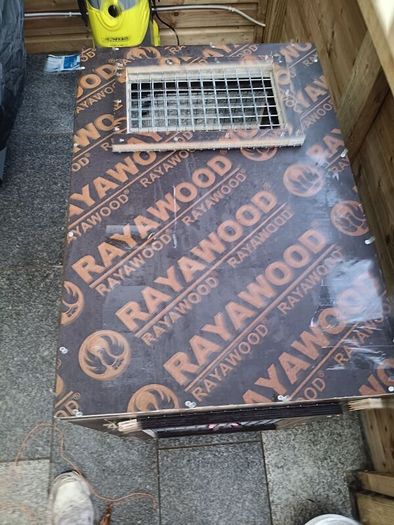 crate for shipping pets