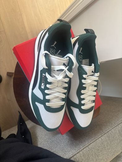 puma trainers  size 9.5 ( 44)