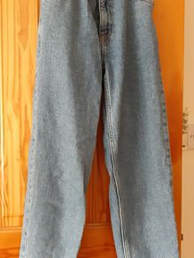 Straight Leg Jeans Size 6