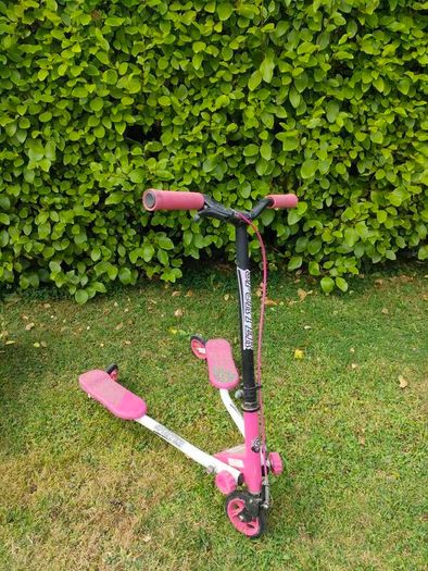 Girls scooters