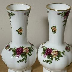 Royal Albert Old Country Roses vases