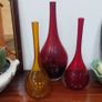Beautiful Collection of Three Vintage Hand-Blown Gourd/Bottle-Shaped Vases in Dark Red, Red and Orange Transparent Glass, Excellent Condition Image 2