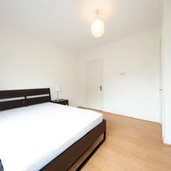 Double bed frame