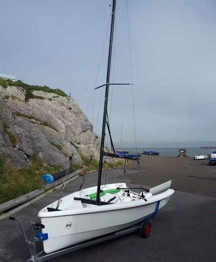 Dinghy 's