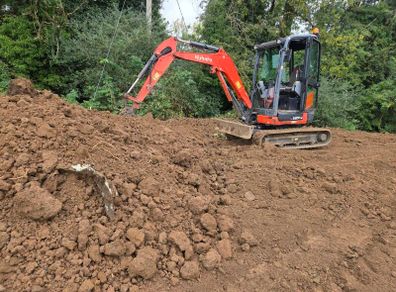 Kubota u27 -4