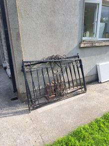 Set of Iron Gates