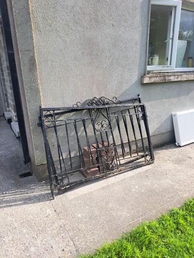 Set of Iron Gates