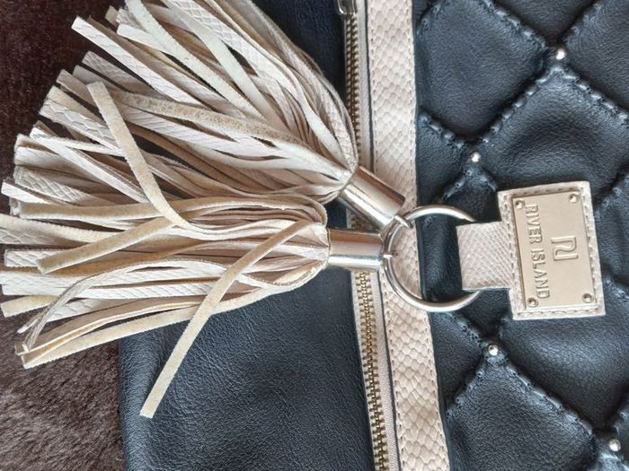 River island crossbody bag