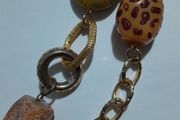 NECKLACE - Costume -  Beaded