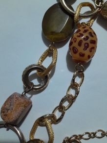 NECKLACE - Costume -  Beaded