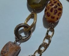 NECKLACE - Costume -  Beaded