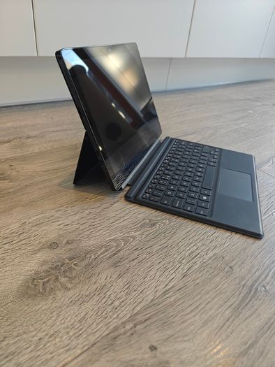 Dell Latitude 5285 2in1 Touchscreen Laptop