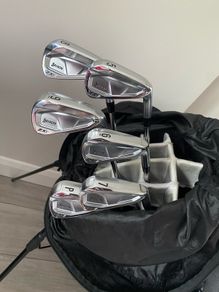 As New Srixon ZXi7 5-PW