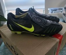 Nike T90