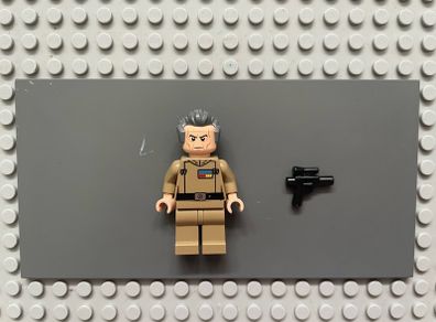 Lego Star Wars sw0741 Grand Moff Wilhuff Tarkin minifigure- Dark Tan Uniform