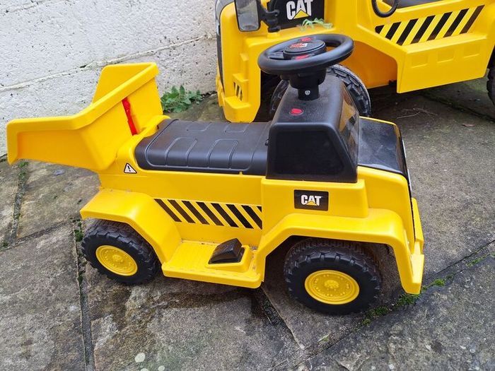 Kids electric truck / car - CAT tipping trucks  X 2