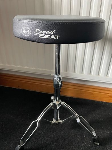 Pearl drum stool