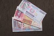 Guinea,West Africa.Lot of three Uncirculated Banknotes.