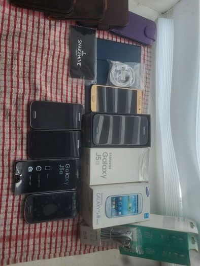 phone bundle and laptop