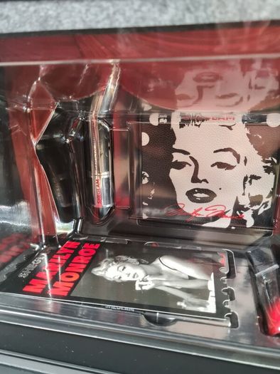 Sheglam Marilyn Monroe Collection Make Up Box Set 10 Pieces Brand New