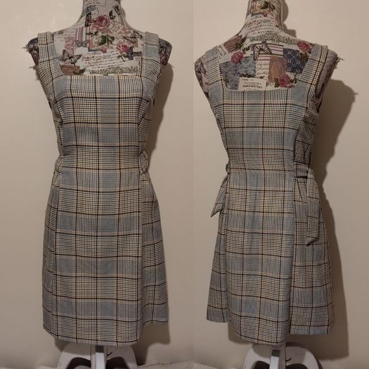 Beautiful Pinafore check dress, new