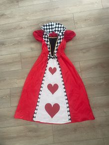 queen of hearts costume