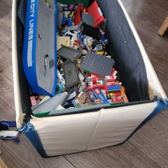 Massive box of Lego