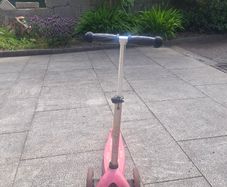 Deluxe Mini Micro scooter