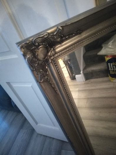 mirror