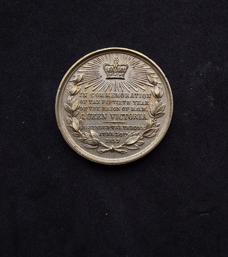 Queen Victoria's Golden Jubilee Commemorative Medallion 1887