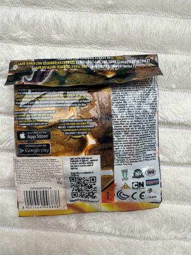 Gormiti Nature Unleashed Fume 2012 approx., 4 cm. Pack is damaged Please see pictures