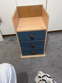 bed side table