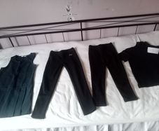 Girls uniform aged 5-6 yes old