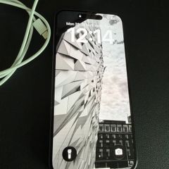 iPhone 15 Plus