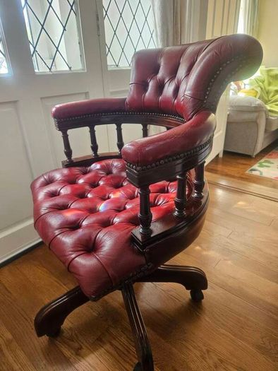 Chesterfield Captains Chair