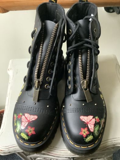 Dr Martens , new, leather, uk7, EU41