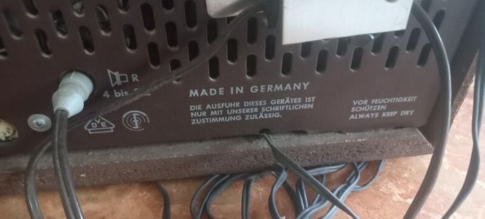 Vintage Blaupunkt radio with extra Bass speaker works and sounds great