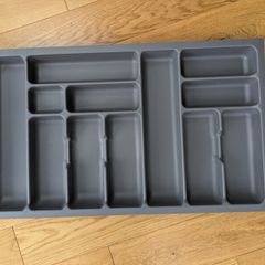 Cutlery drawer organiser