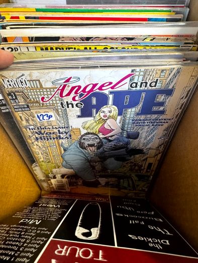 DC, Marvel Long Comic Box w 290 comics for Sale