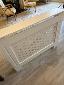 heater cover / radiator cover - like new